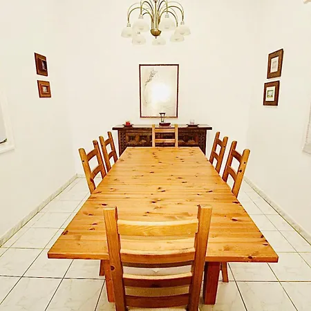 Luxury Alfred Villa