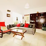 Luxury Alfred Villa *