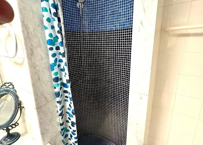 Luxury Alfred بويرتو ذيل كارمين